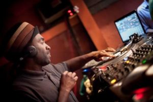 Bass Warrior Sound System - Nice up di dance | Blacknet UK